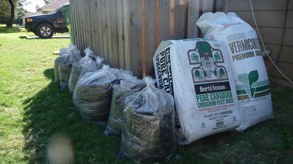 Understanding Soil Health: The Foundation of Organic Growing
