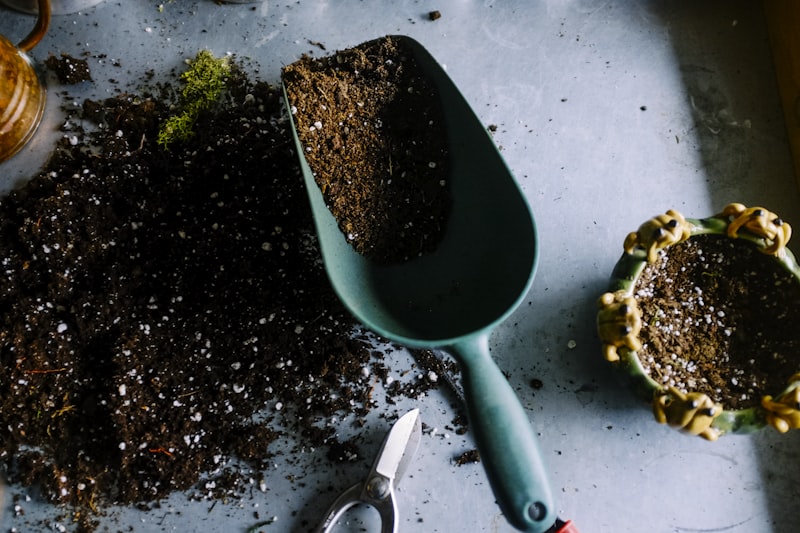 Broadfork vs. Rototiller: The Soil Biology Case for Deep Aeration